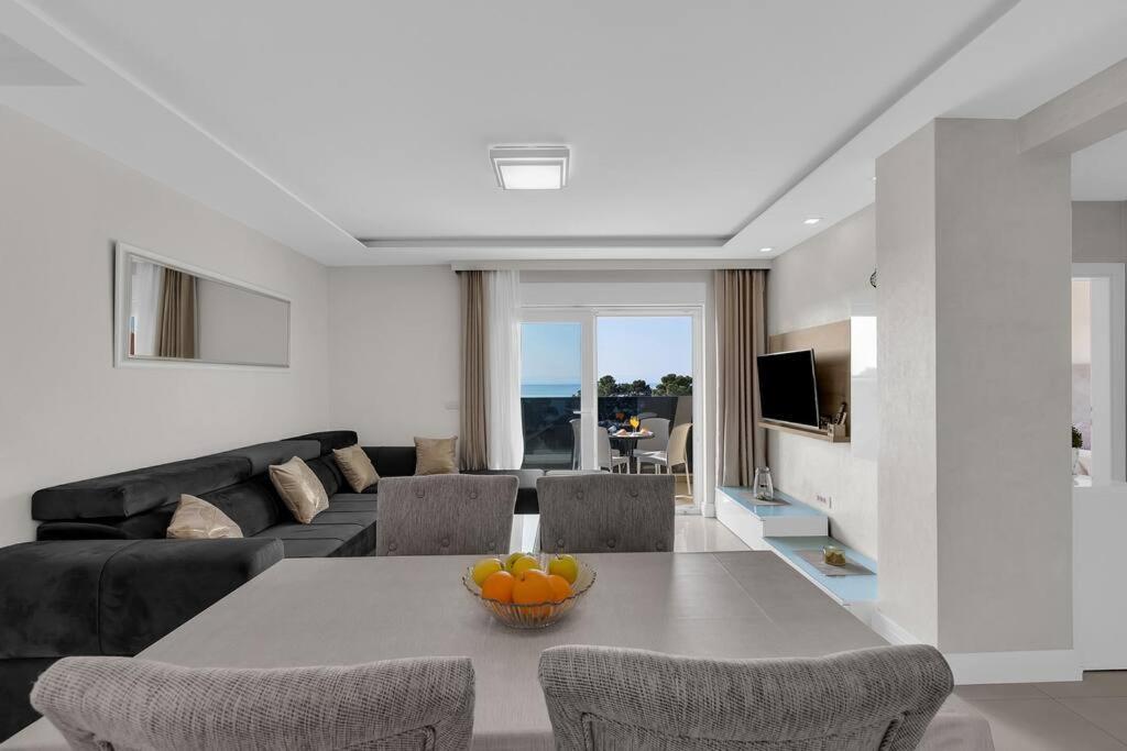 פרומאינה Apartment Hrvoje -Nur 50M Bis Zum Meer - Makarska Exklusiv מראה חיצוני תמונה