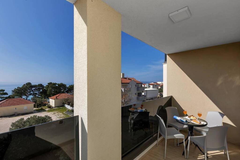 פרומאינה Apartment Hrvoje -Nur 50M Bis Zum Meer - Makarska Exklusiv מראה חיצוני תמונה