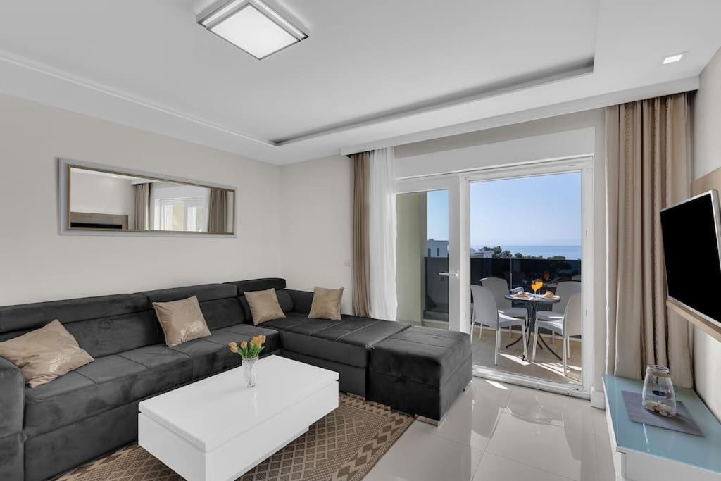 פרומאינה Apartment Hrvoje -Nur 50M Bis Zum Meer - Makarska Exklusiv מראה חיצוני תמונה